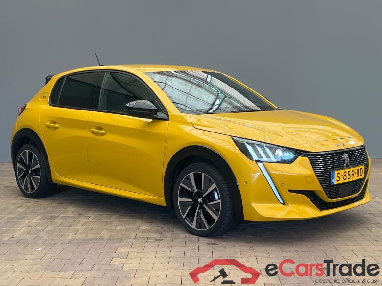 PEUGEOT 208 1.2 PureTech GT #2