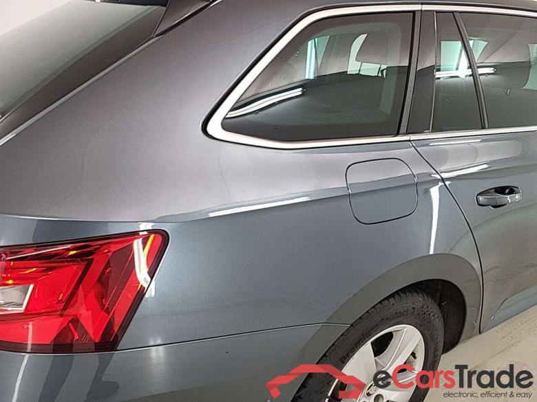 SKODA SUPERB COMBI 2.0 CRTDI AMBITION DSG #5