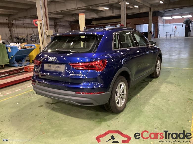 AUDI Q3 1.4 45 TFSI E S TRONIC #4