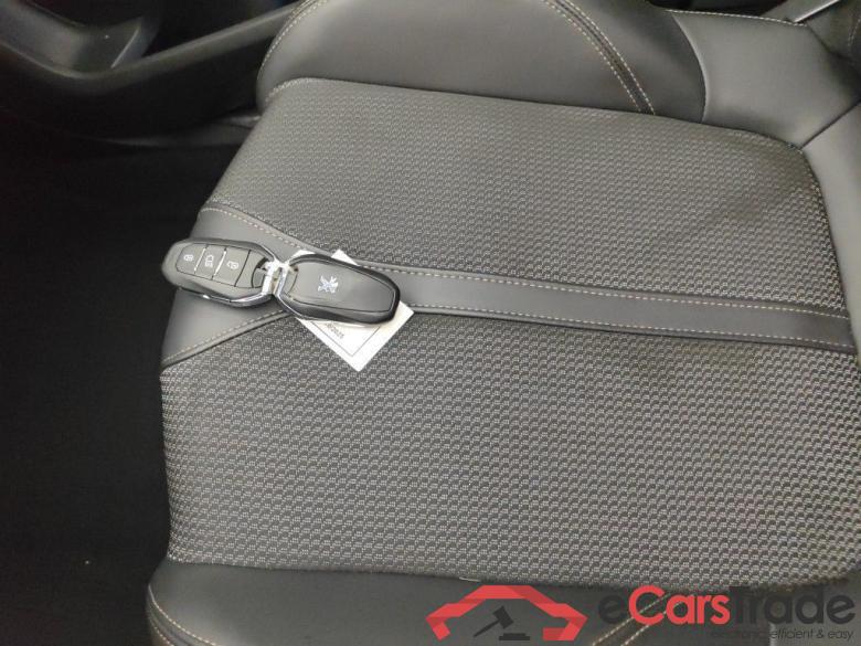 PEUGEOT 5008 DIESEL - 2021 1.5 BlueHDi 130 GT AT 5d #4