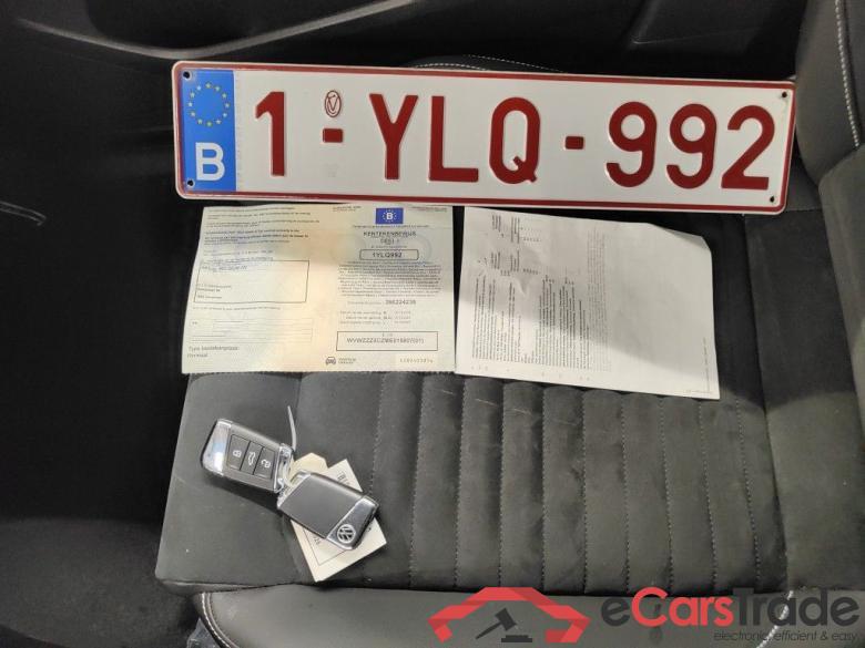 Volkswagen Passat 1.5 TSI Elegance Business DSG 4d #4