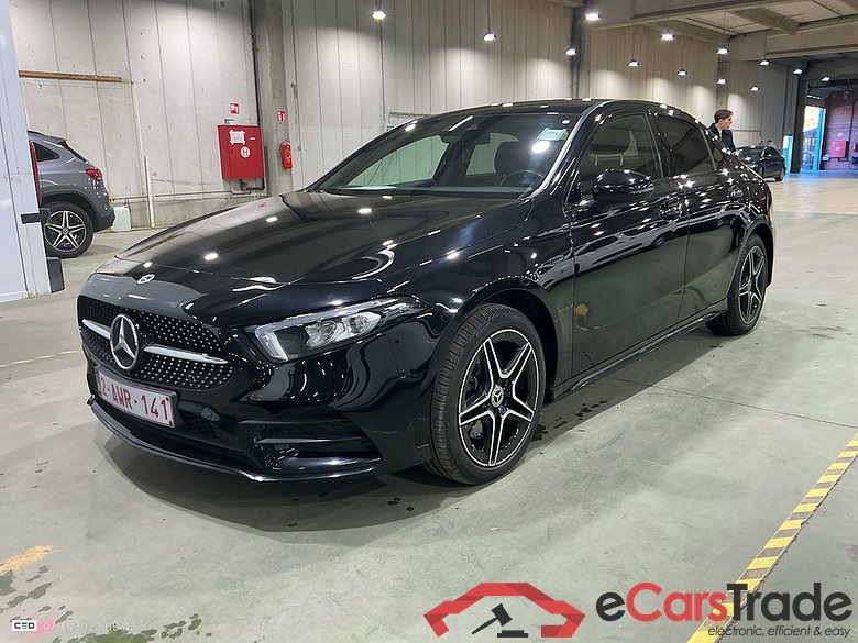 MERCEDES-BENZ A-CLASS LIMOUSINE 1.3 A 250 E BUSINESS SOLUTION DCT