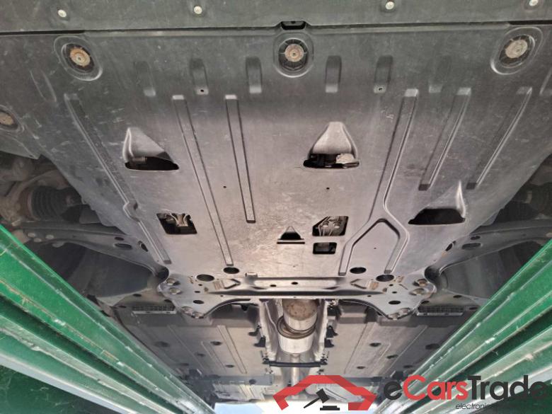 Volvo XC40 (2017->) DE - SUV5 B4 2WD EU6d, Inscription (EURO 6d), 2020 - 2022 #5