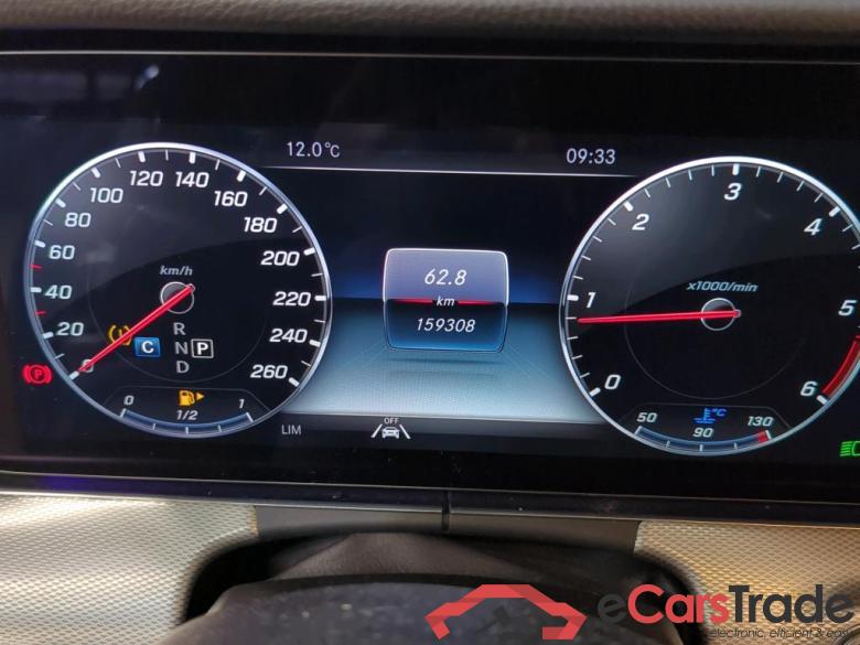 MERCEDES-BENZ E-Klasse E 300 d T 9G-TRONIC Avantgarde 5d 180kW #5