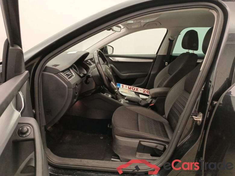 Skoda Octavia Combi 1.6 CRTDI GreenTec 85kW Ambition 5d #3