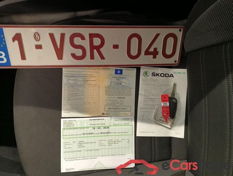 Skoda Octavia Combi 1.6 CRTDI GreenTec 85kW Ambition 5d #4