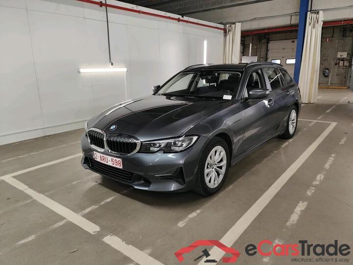 BMW 3 Reeks Touring 3 Reeks Touring 320e (150 kW) (PHEV) 150kW/204pk  5D/P Auto-8 #1