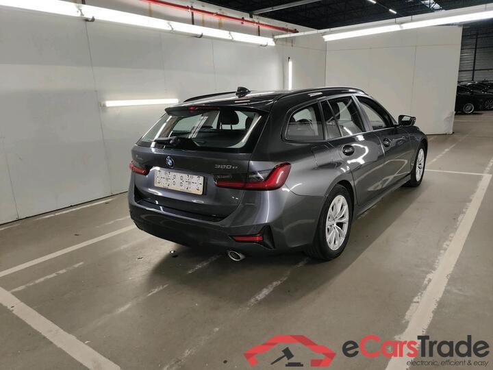 BMW 3 Reeks Touring 3 Reeks Touring 320e (150 kW) (PHEV) 150kW/204pk  5D/P Auto-8 #4