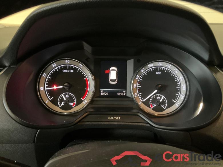 SKODA OCTAVIA COMBI 1.0 TSI Grt Amb. Bns #6