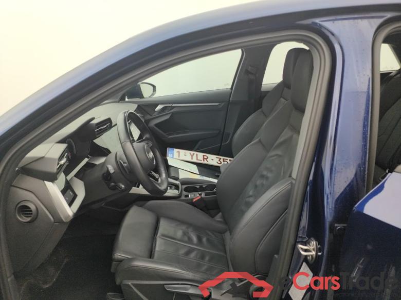 Audi A3 Sportback 2.0 35 TDi 110kW S tronic S line 5d #3