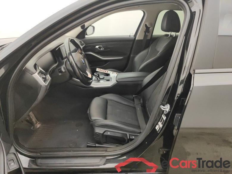 BMW 3 Reeks Touring 318dA (100 kW) 5d #3
