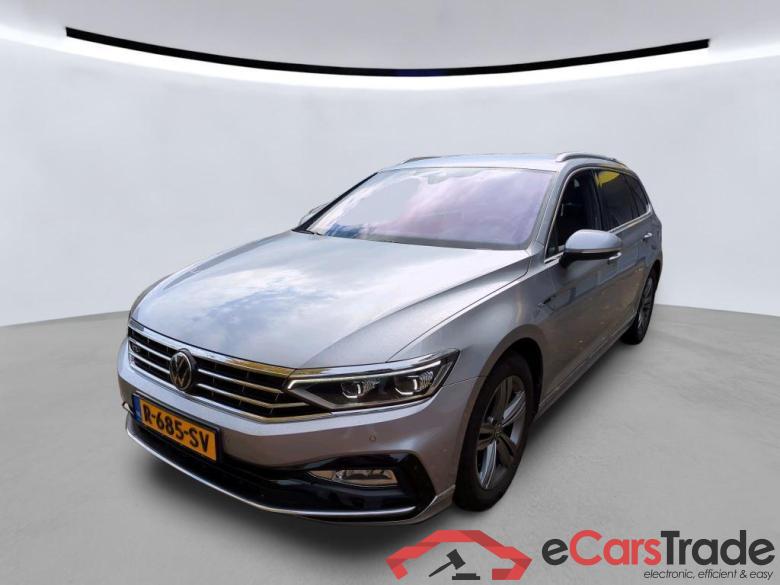 VOLKSWAGEN Passat Variant 110 kW #1