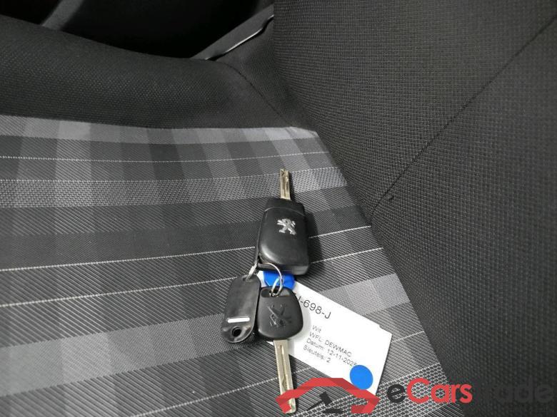 PEUGEOT 108 53 kW #5