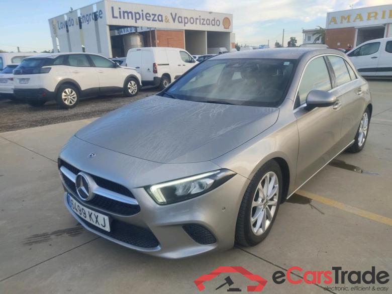 MERCEDES-BENZ Clase A / 2018 / 5P / berlina con portón A 180 d #1