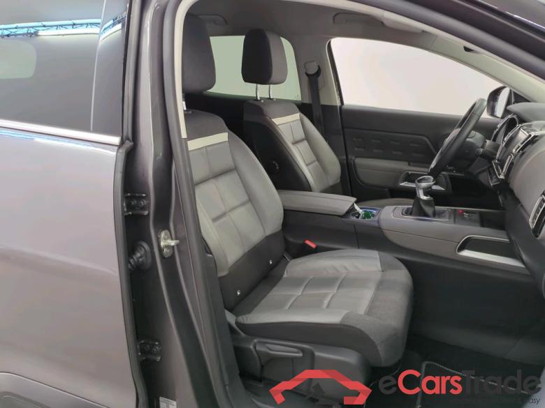 Citroën C5 Aircross PureTech 130 S&S Shine 5d #3