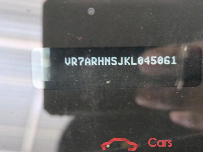 Citroën C5 Aircross PureTech 130 S&S Shine 5d #6