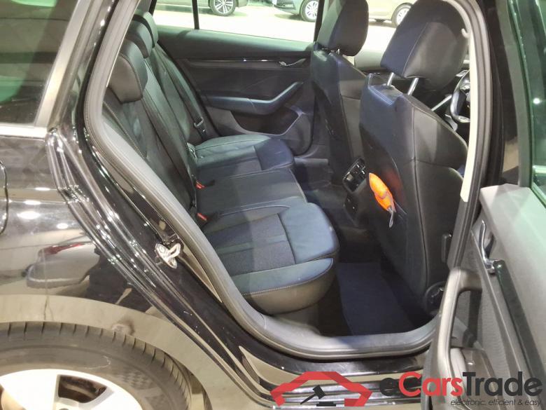 SKODA OCTAVIA COMBI DIESEL - 2020 2.0 CR TDi EVO Ambition DSG #5