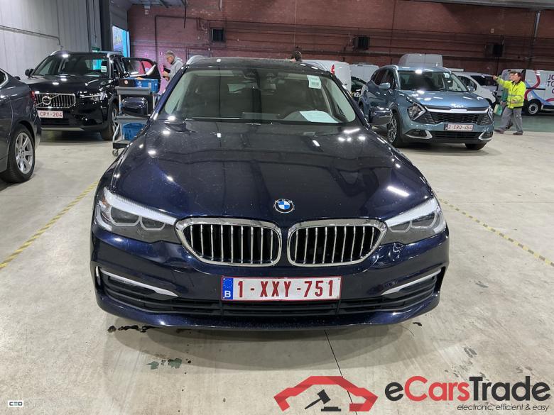 BMW 5 TOURING DIESEL - 2017 520 dA MHD AdBlue #2