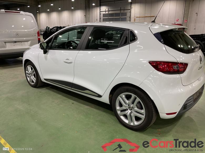 RENAULT Clio 0.9 TCe Zen (EU6c) STOCK #3