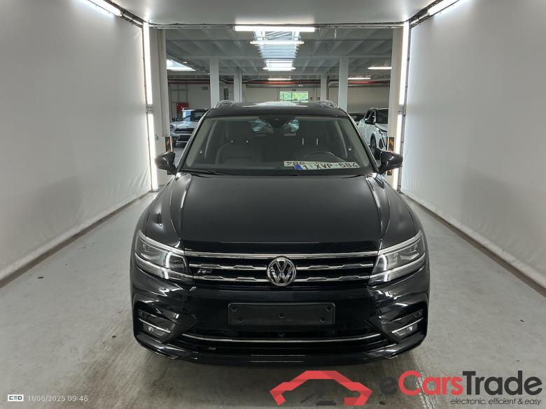 VOLKSWAGEN TIGUAN ALLSPACE DIESEL 2.0 TDi SCR Platinum DSG #1