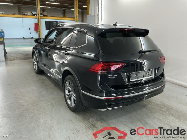 VOLKSWAGEN TIGUAN ALLSPACE DIESEL 2.0 TDi SCR Platinum DSG #3