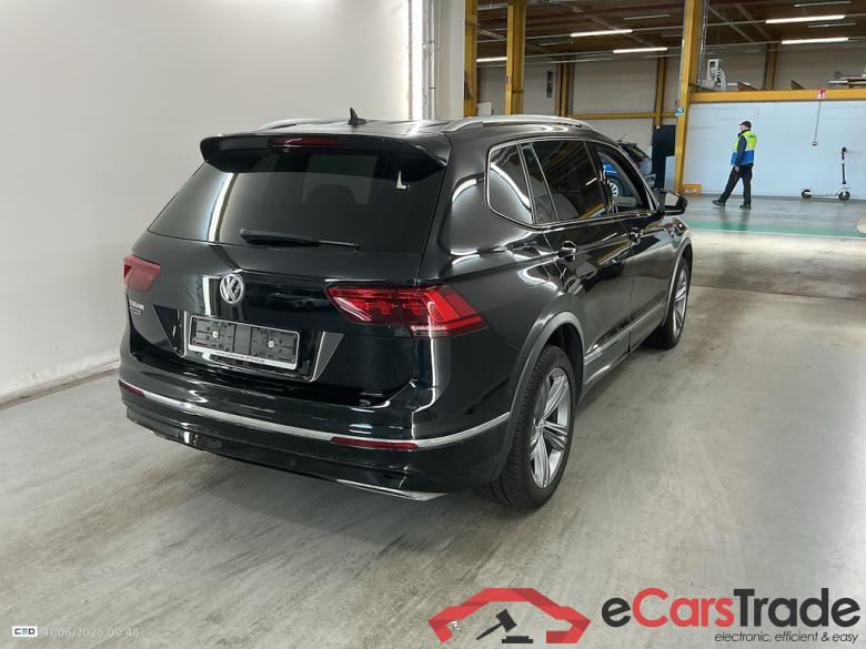 VOLKSWAGEN TIGUAN ALLSPACE DIESEL 2.0 TDi SCR Platinum DSG #4