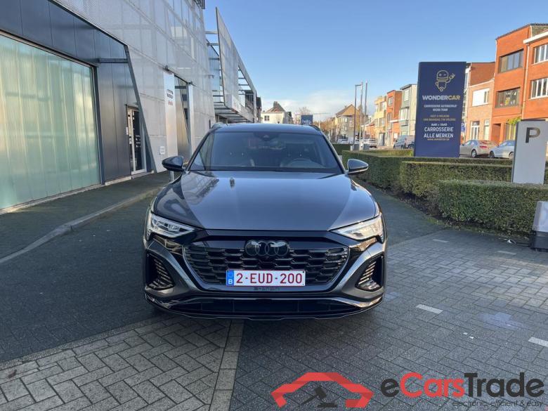 AUDI Q8 e-tron Sportback Audi Q8 Sportback S line 50 e-tron quattro 250,00 kW #1