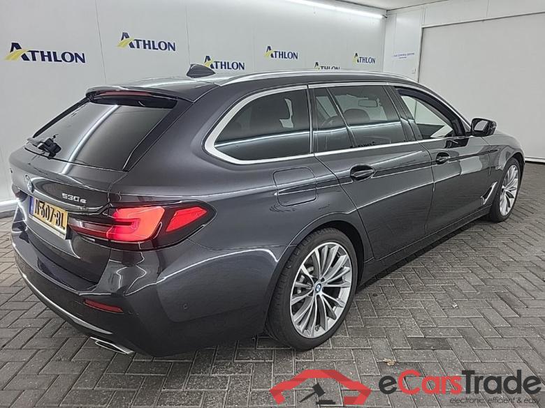 BMW 5-serie Touring 530e xDrive Business Edition Plus 5D 215kW #3