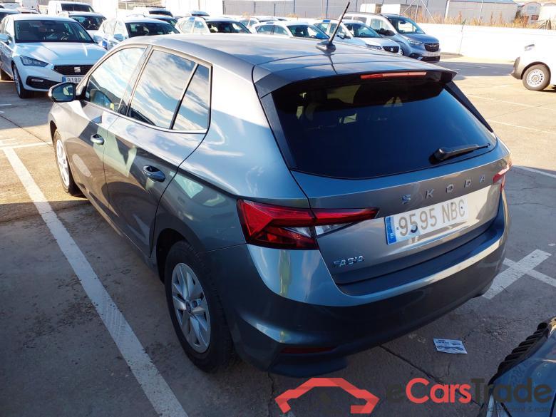SKODA Fabia 1.0 TSI 85kW (115CV) DSG 7 vel. Automático Selection #2