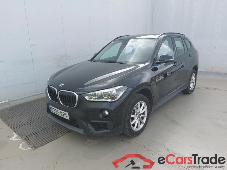 BMW X1 / 2015 / 5P / todoterreno sDrive18d Business #1