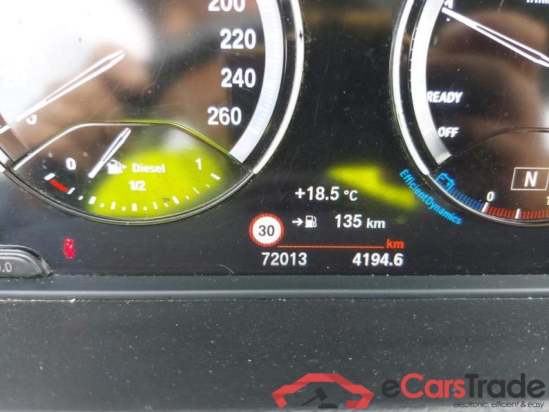 BMW X1 / 2015 / 5P / todoterreno sDrive18d Business #5