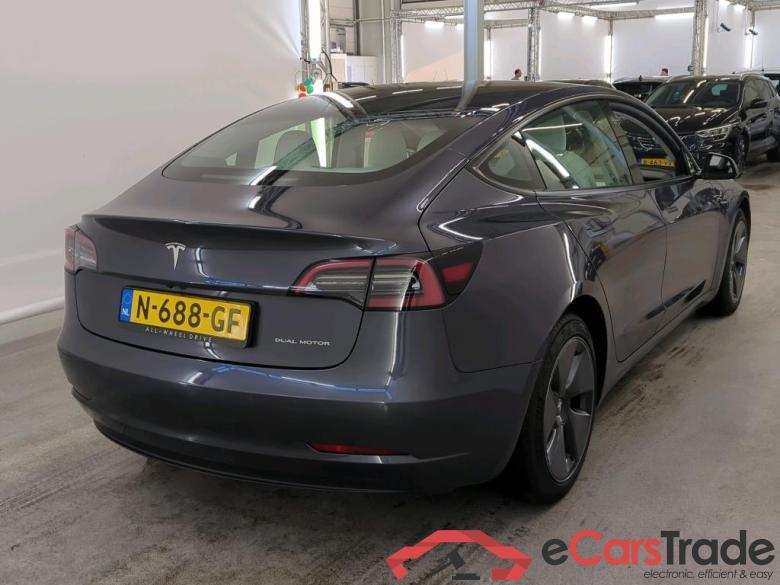 Tesla Model 3 Long Range Dual Motor AWD 4d #2