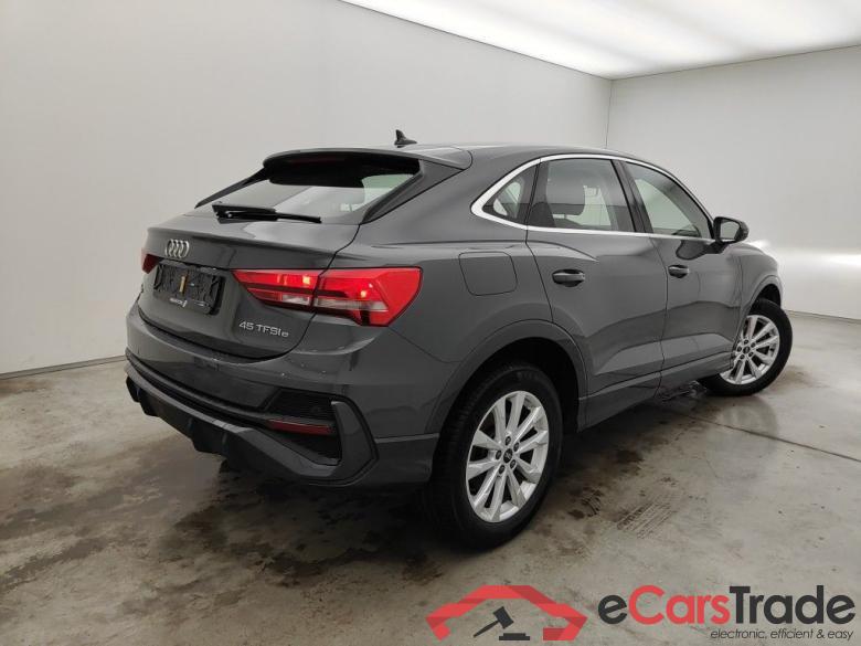 Audi Q3 Sportback 45 TFSI e S tronic 5d #2