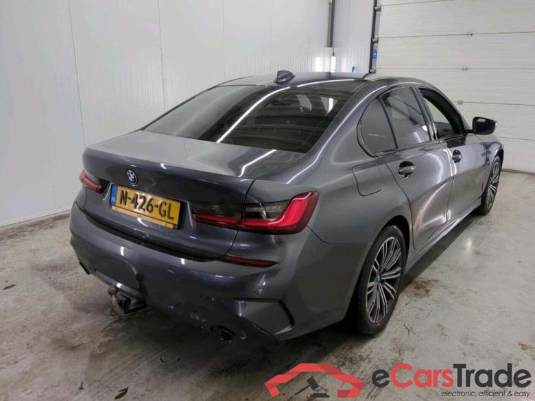 BMW 3-serie 320e Bns Ed. Pl. #2