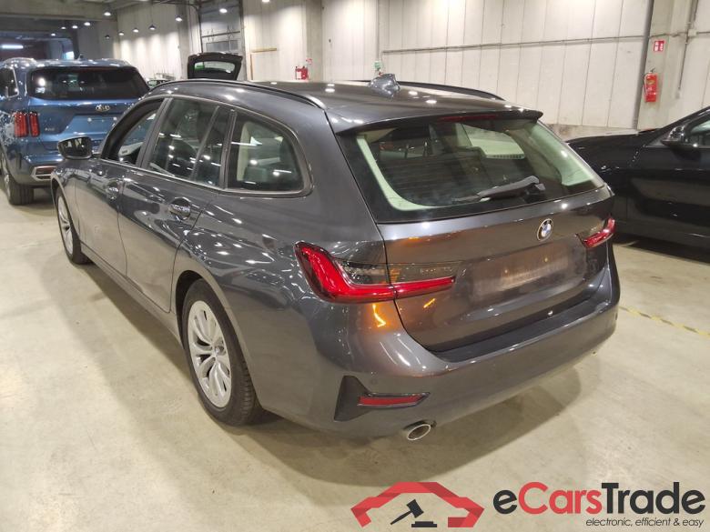 BMW 3 TOURING DIESEL - 2019 318 dA AdBlue #2