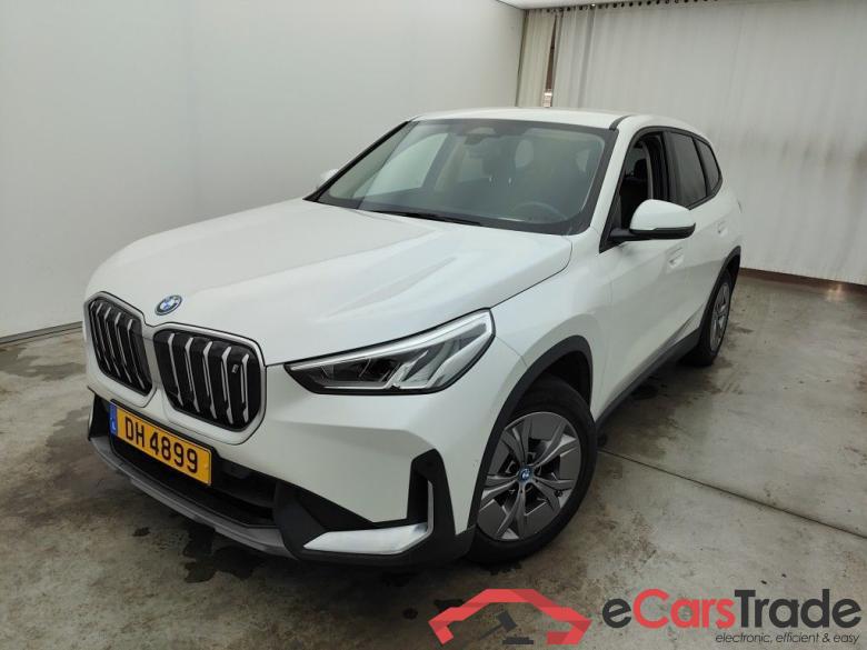BMW iX1 66.5 kWh 272hp xDrive30 5d #1
