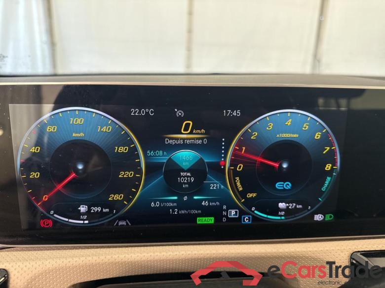 MERCEDES-BENZ Classe A Berline / 2018 / 4P / Berline A 250 e Progressive Line 8G-DCT #6