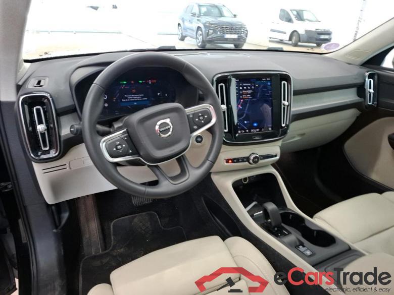VOLVO XC40 / 2022 / 5P / SUV B3 163 DCT 7 Start #5