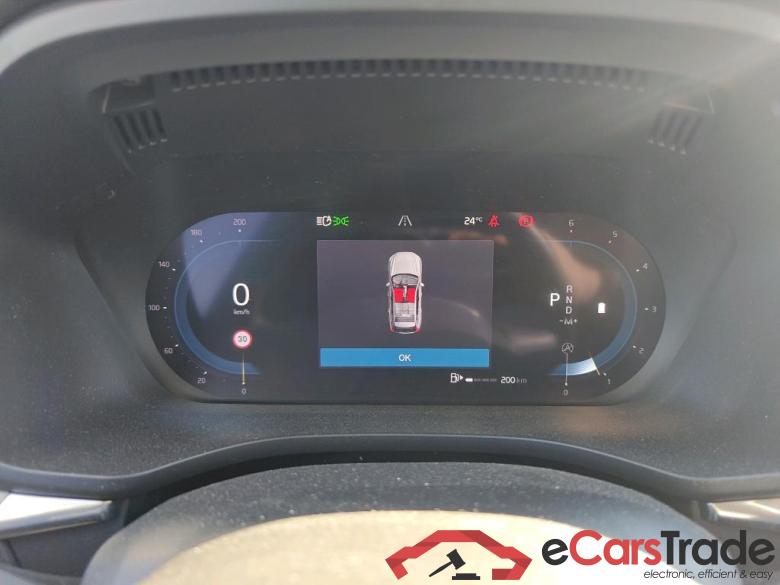 VOLVO XC60 / 2017 / 5P / todoterreno 2.0 B4 D Momentum Pro Auto #4