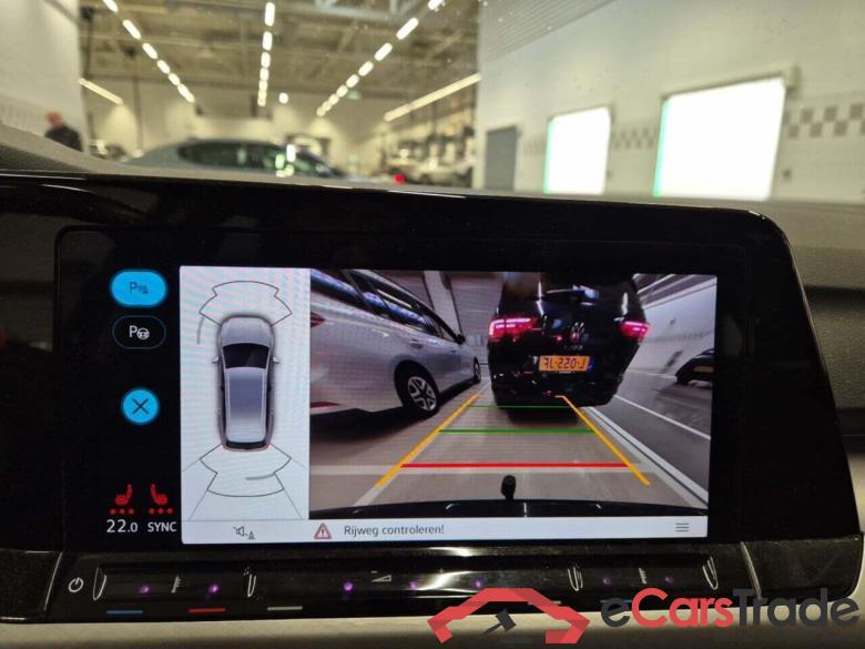 VOLKSWAGEN Golf Variant 1.0 eTSI Life Business DSG #6