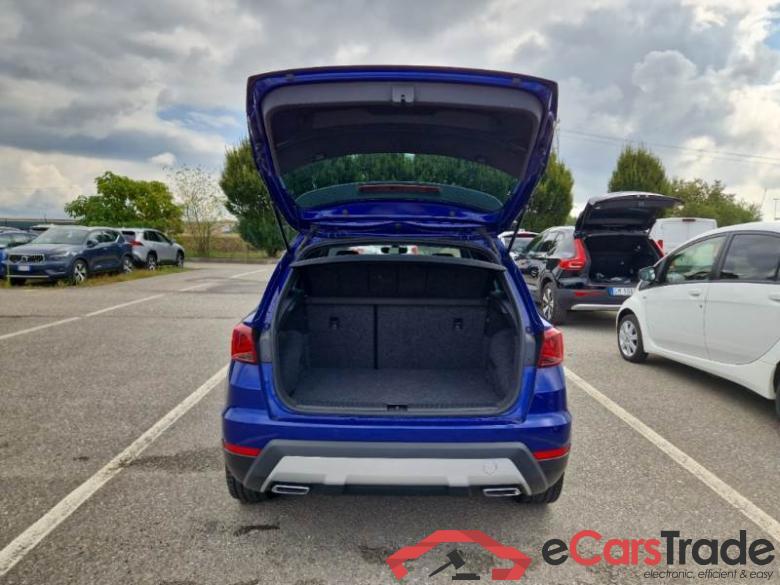 SEAT Arona / 2017 / 5P / Crossover 1.0 TGI 66KW FR #4