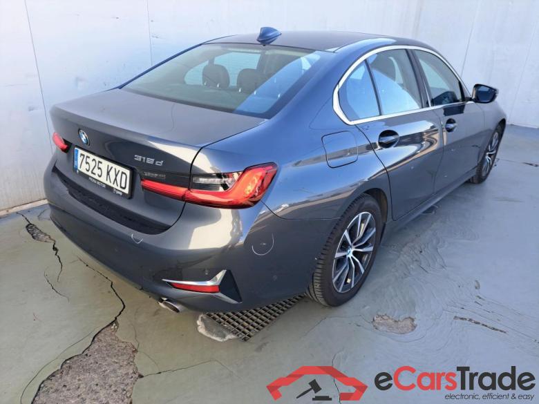 BMW Serie 3 / 2018 / 4P / sedán 318d #2