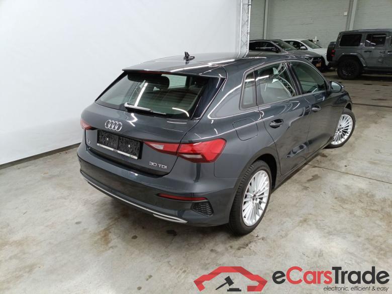Audi A3 Sportback 2.0 30 TDi 85kW S tronic Adv. Bus. Ed. 5d #2