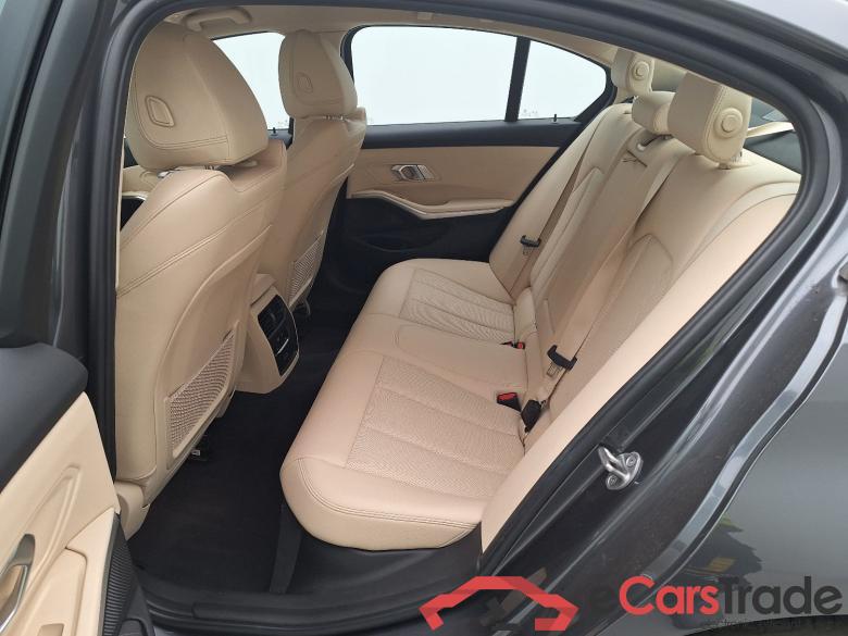 BMW, 3-serie '18, BMW 3 Reeks Berline 318iA (115 kW) 4d #4