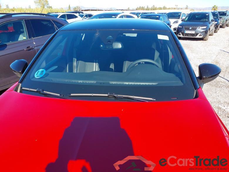 OPEL Corsa 1.2T XHT Hybrid eDCT6 S/S 136cv Automático GS #6