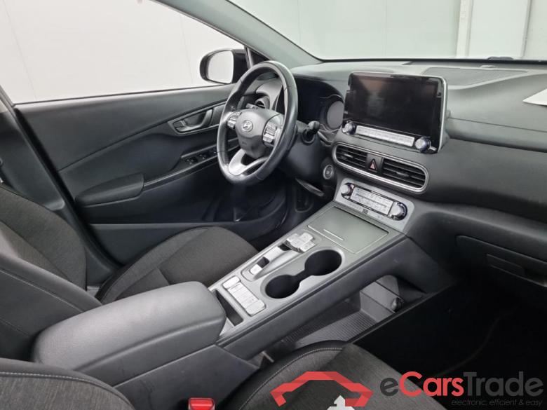 HYUNDAI Kona Comfort Smart Electric 64 kWh 5D #6