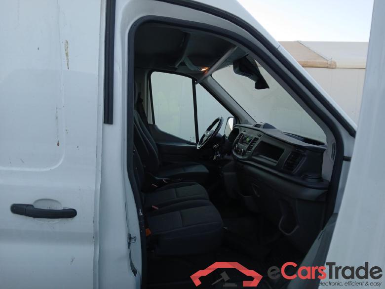 FORD Transit / 2013 / 4P / furgón 350 96kW L3H2 Van Trend FWD MHEV #6