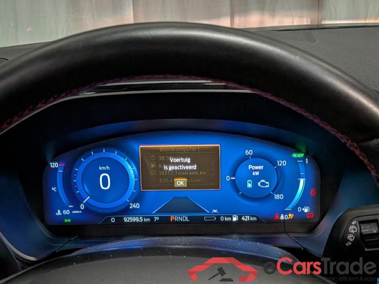 FORD Kuga 2.5 PHEV ST-Line #6