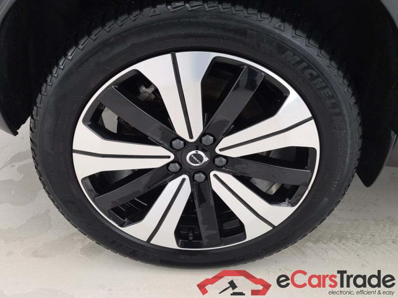 VOLVO XC40 RECHARGE CORE #4