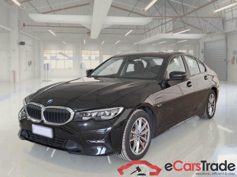 BMW SERIE 3 / 2018 / 4P / BERLINA 320E BUSINESS ADVANTAGE AUT. #1